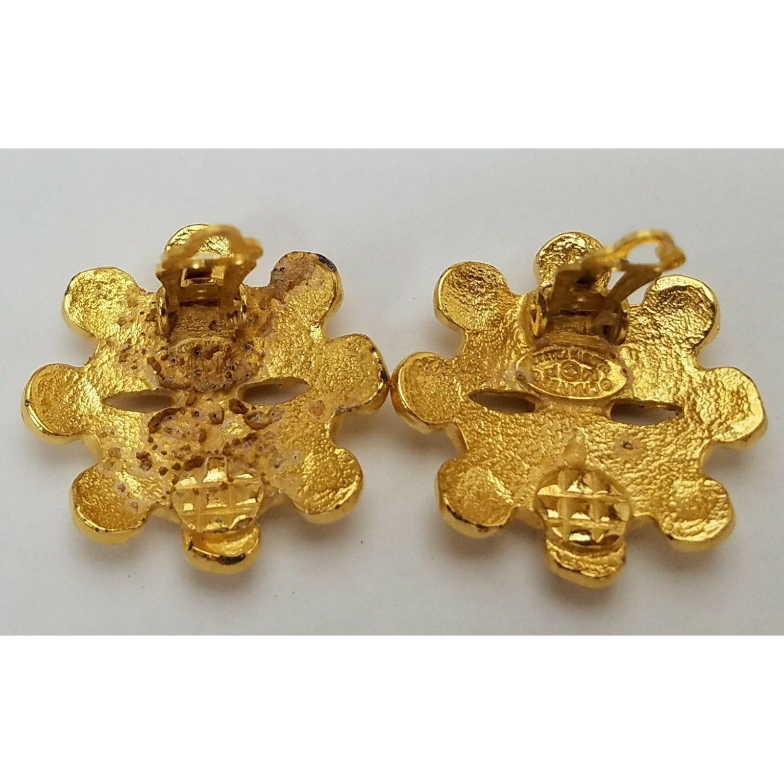 Gold Chanel Mademoiselle Coco Chanel Clip-On Earrings – Designer Revival