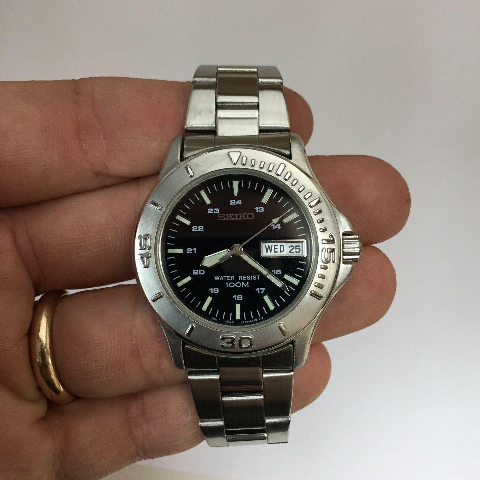 Seiko 100m Stainless Steel V743-6A50 Day Date | Barry's Pawn and Jewelry