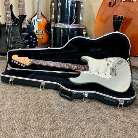 Fender-Standard-Stratocaster-Strat-American-Corona-1999-OHSC-Light-Green-Flake-174260961463