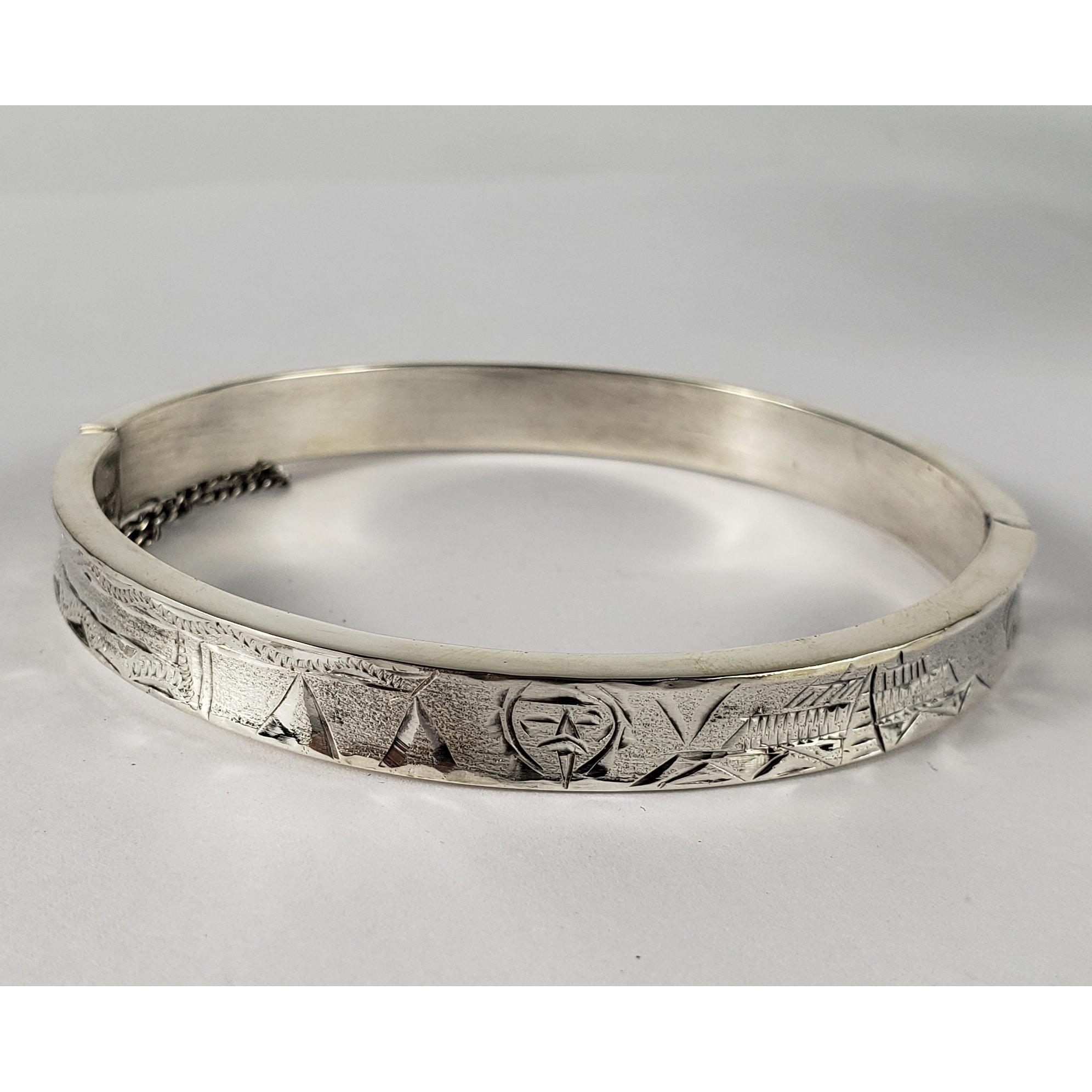 Queen of Everything-Engraved Silver Bar Chain Bracelet — Casari Farm &  Garden