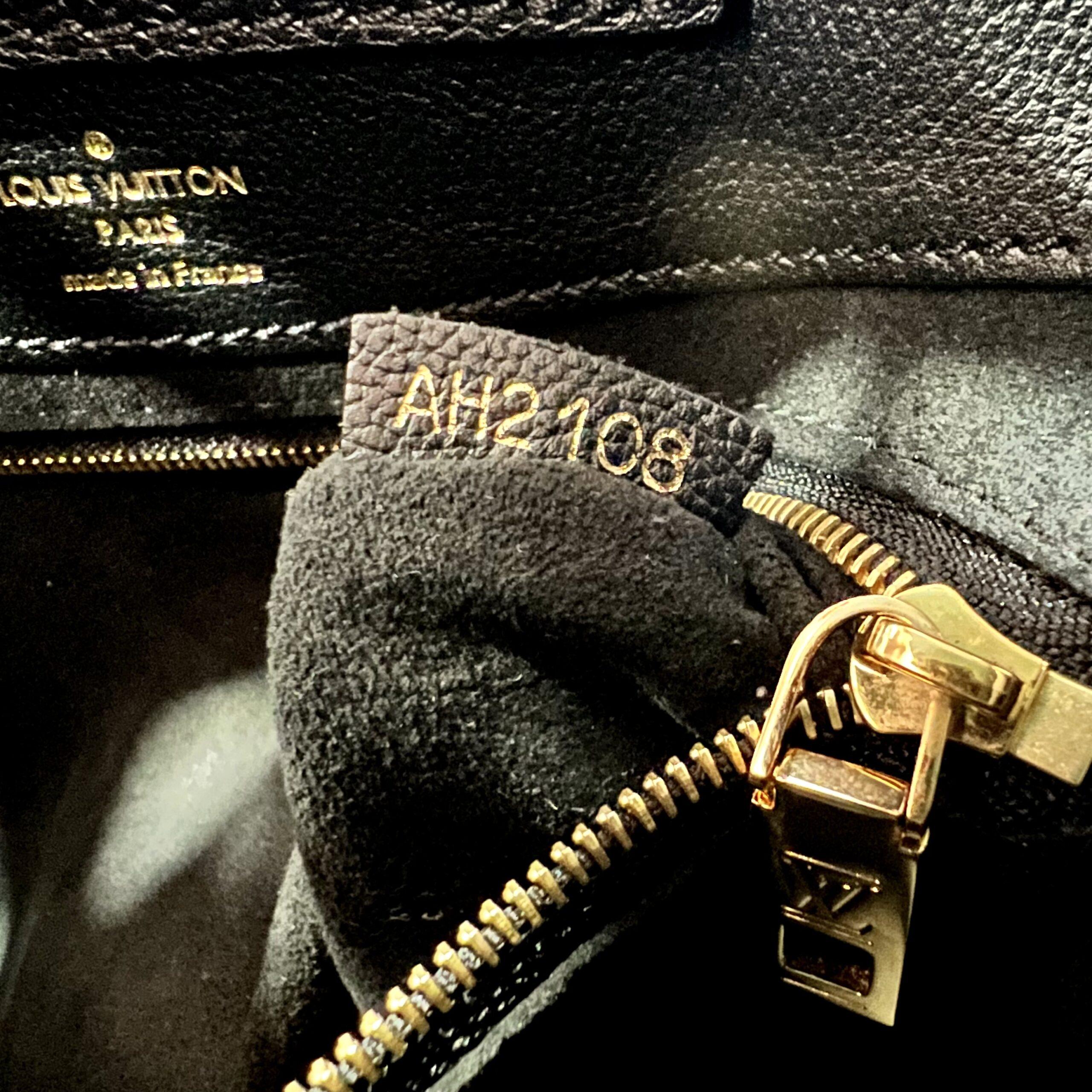 Black Louis Vuitton Monogram Cuir Plume Ecume Very Chain Bag